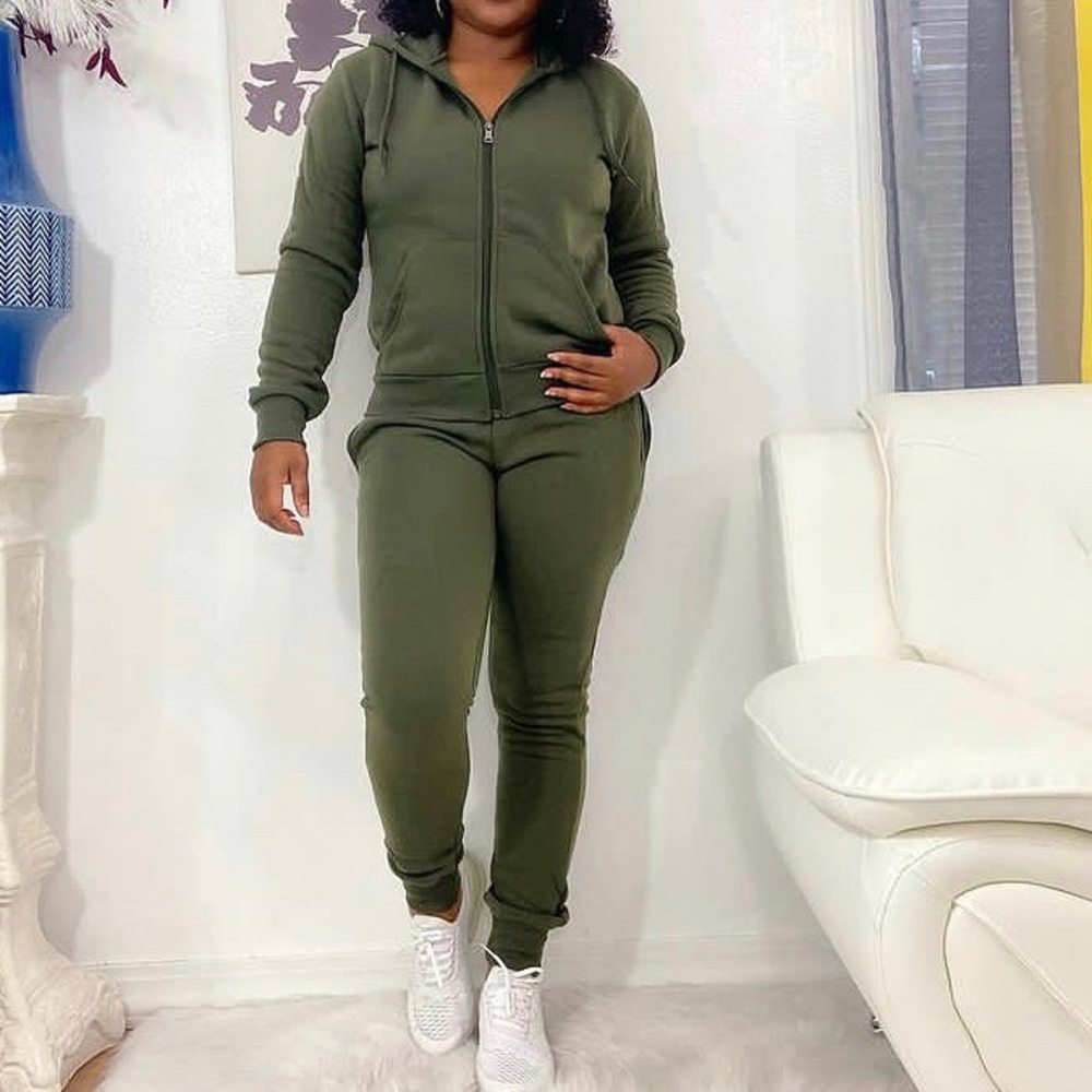 Olive jogging set